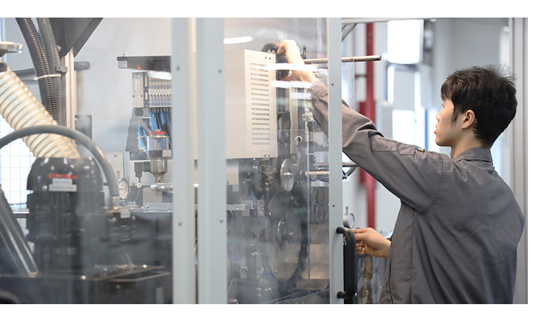 德國全自動條刷生產設備-傲群刷業